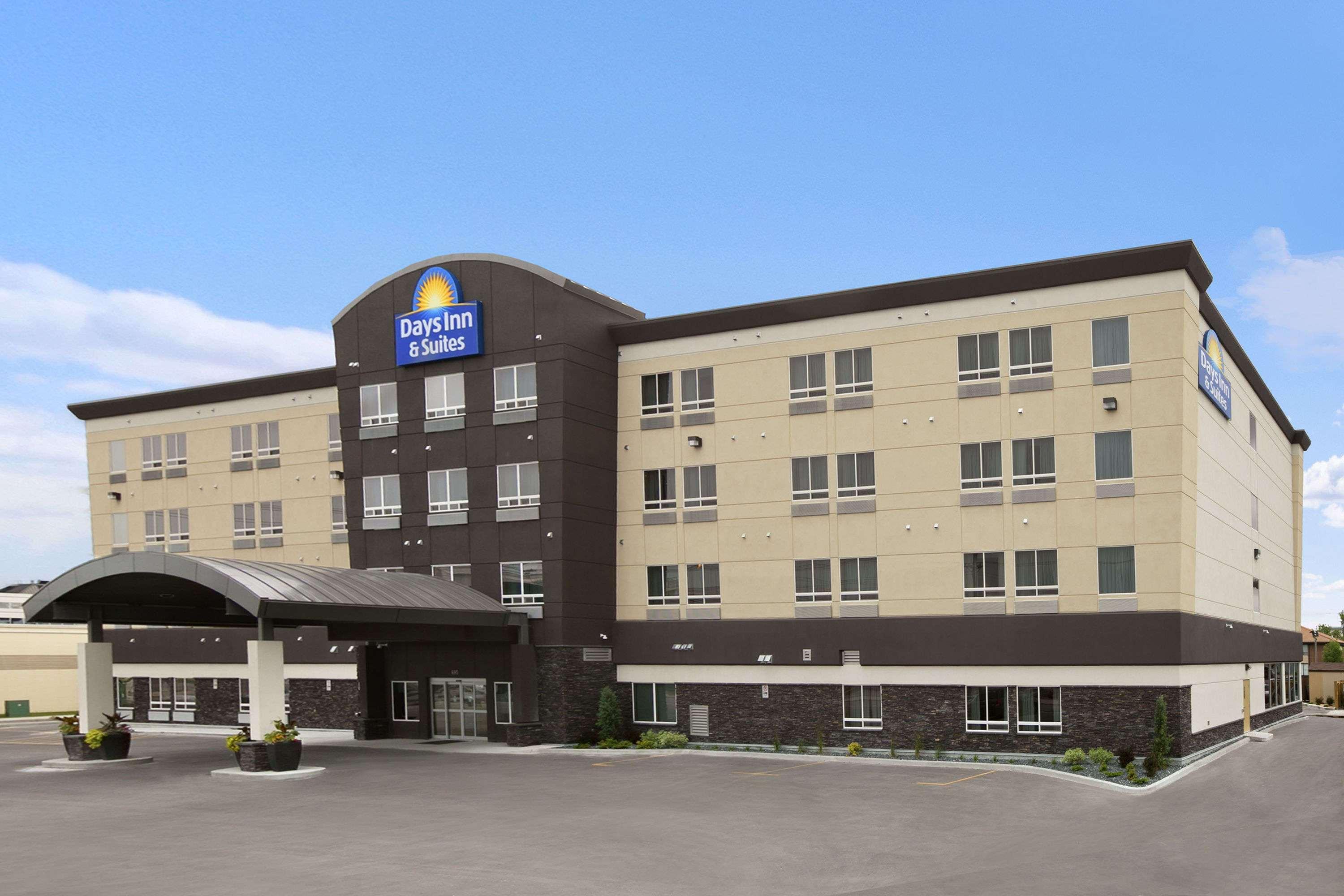 Days Inn & Suites By Wyndham Winnipeg Airport Manitoba Eksteriør bilde