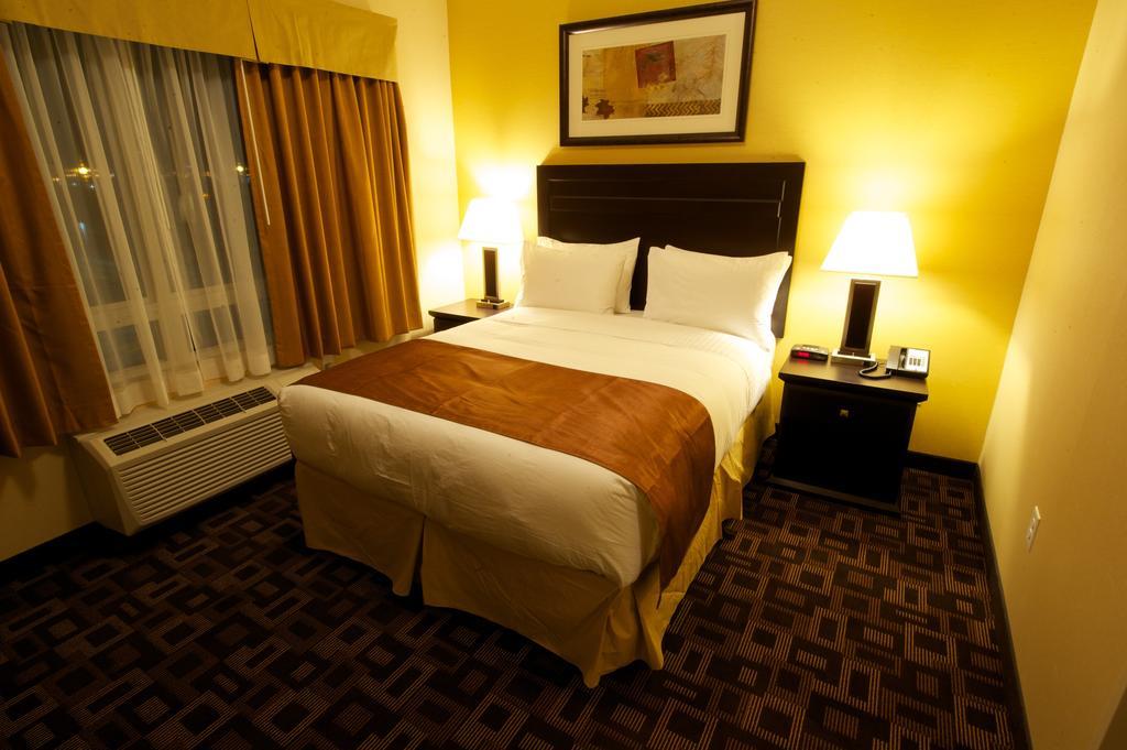Days Inn & Suites By Wyndham Winnipeg Airport Manitoba Eksteriør bilde