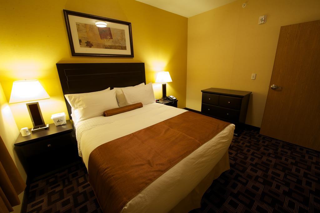 Days Inn & Suites By Wyndham Winnipeg Airport Manitoba Eksteriør bilde