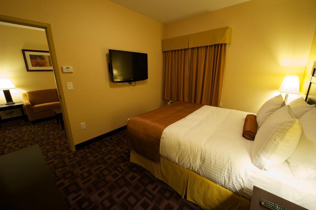 Days Inn & Suites By Wyndham Winnipeg Airport Manitoba Eksteriør bilde